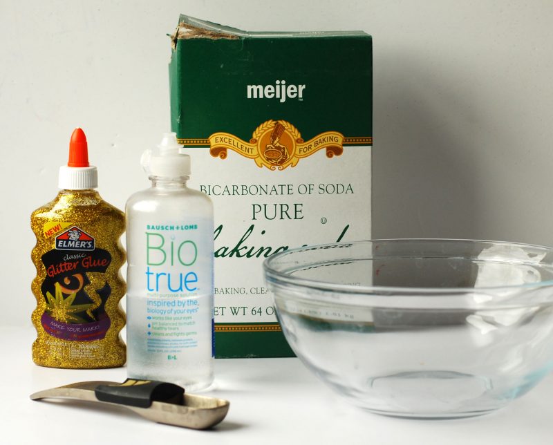 DIY Elmer's glitter glue slime 